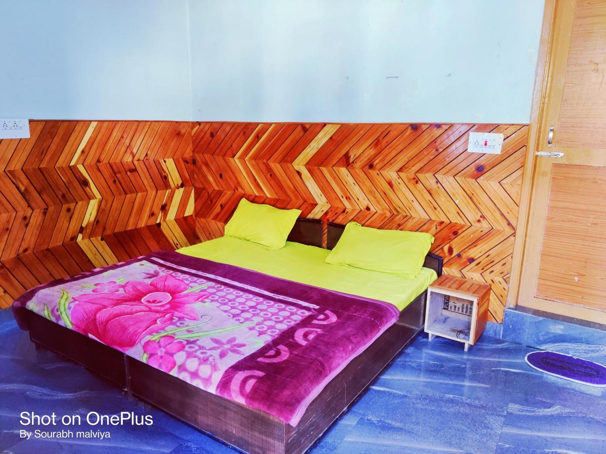 Chalo Chhalal Hotel & Cafe كاسول المظهر الخارجي الصورة