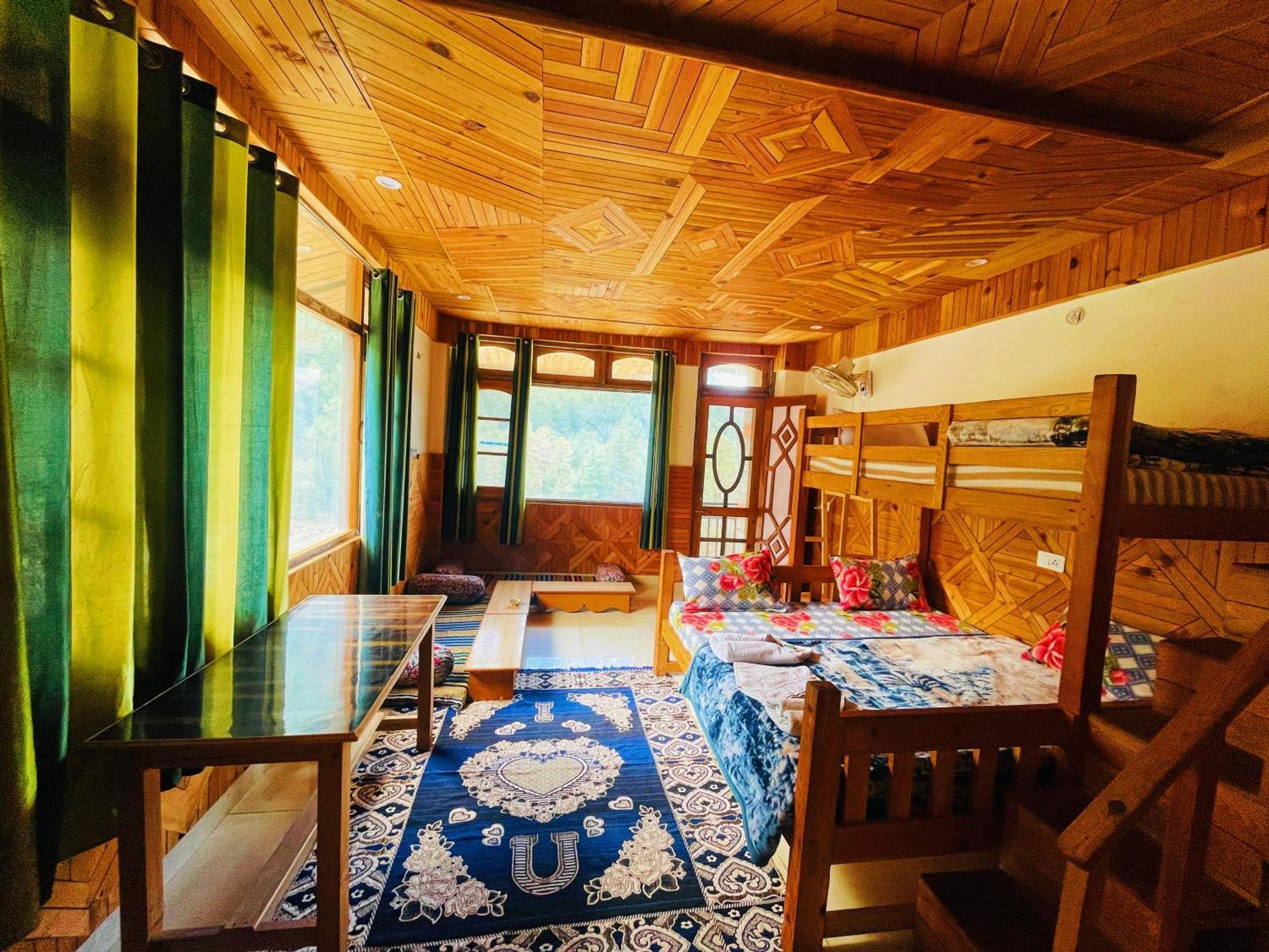 Chalo Chhalal Hotel & Cafe كاسول المظهر الخارجي الصورة